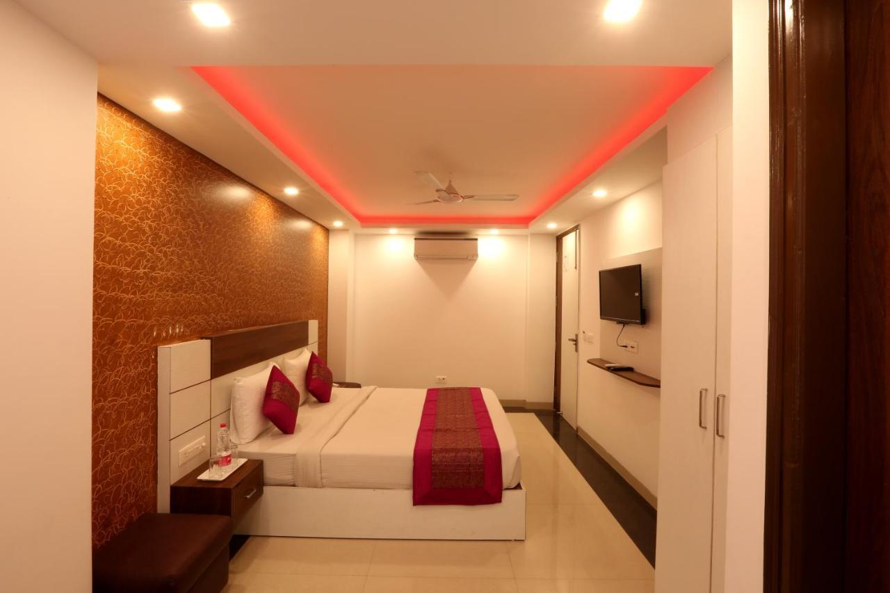 Green Plaza At Airport Hotel New Delhi Luaran gambar