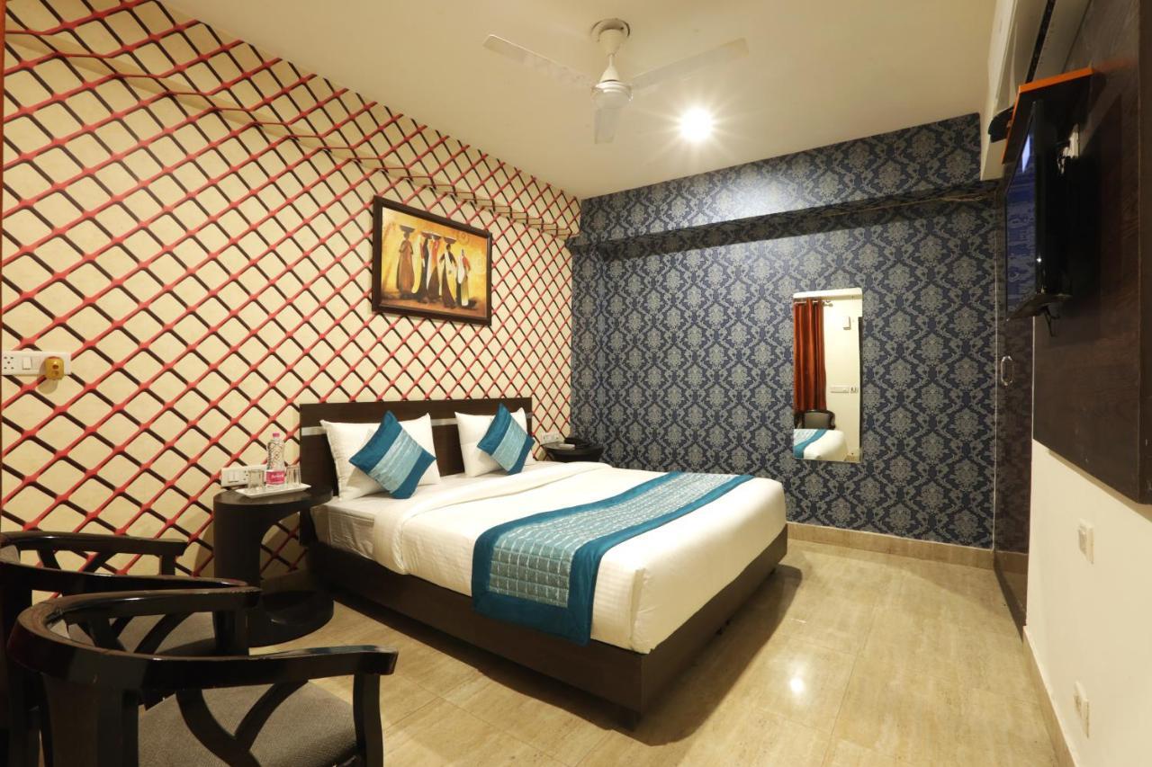 Green Plaza At Airport Hotel New Delhi Luaran gambar