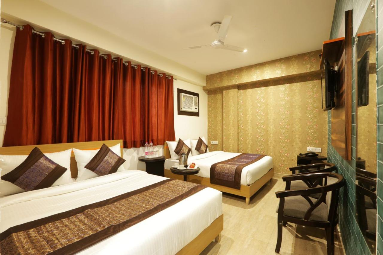 Green Plaza At Airport Hotel New Delhi Luaran gambar