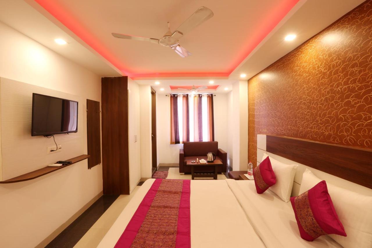 Green Plaza At Airport Hotel New Delhi Luaran gambar