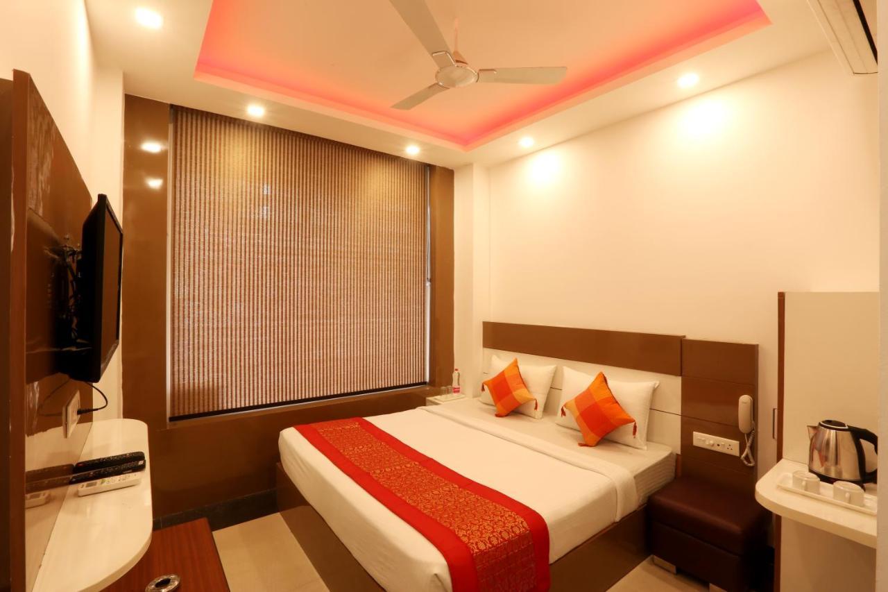 Green Plaza At Airport Hotel New Delhi Luaran gambar