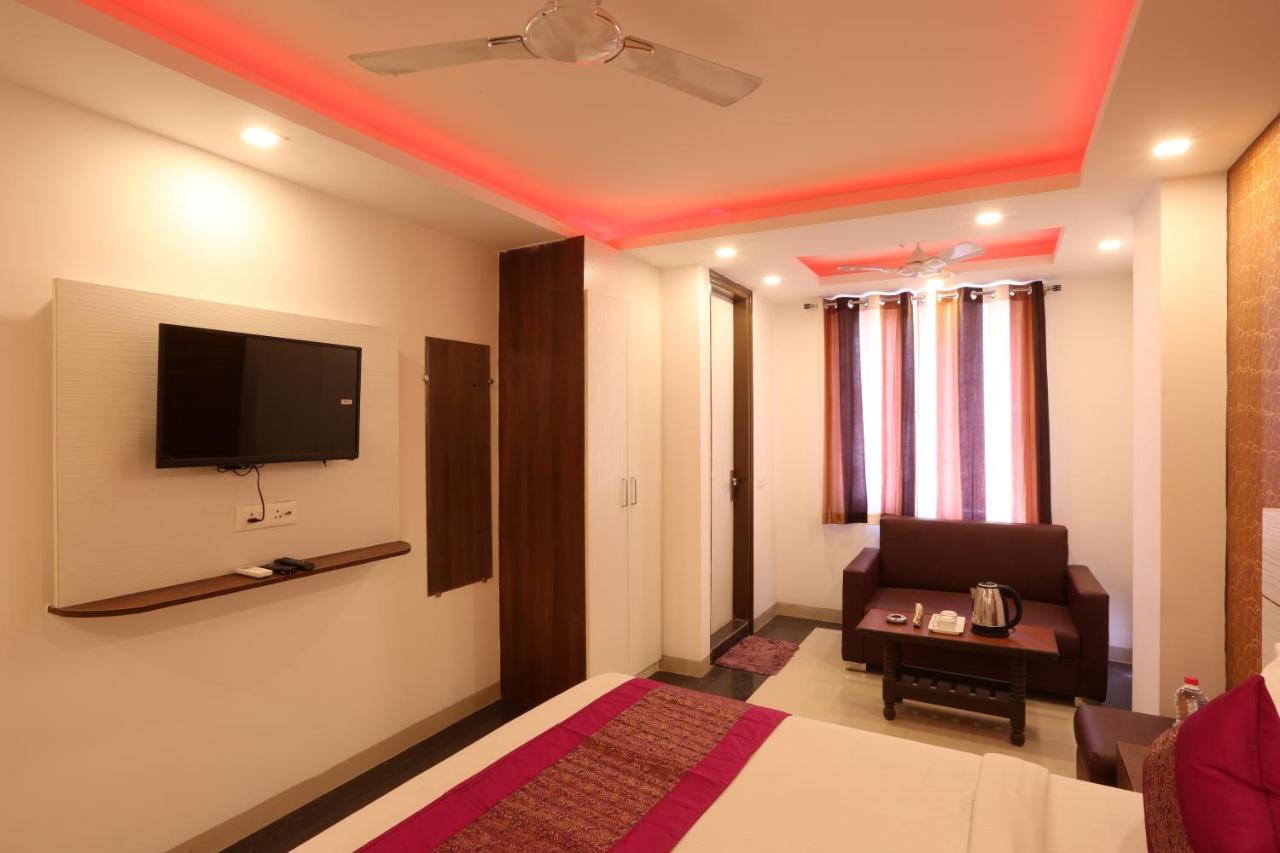 Green Plaza At Airport Hotel New Delhi Luaran gambar